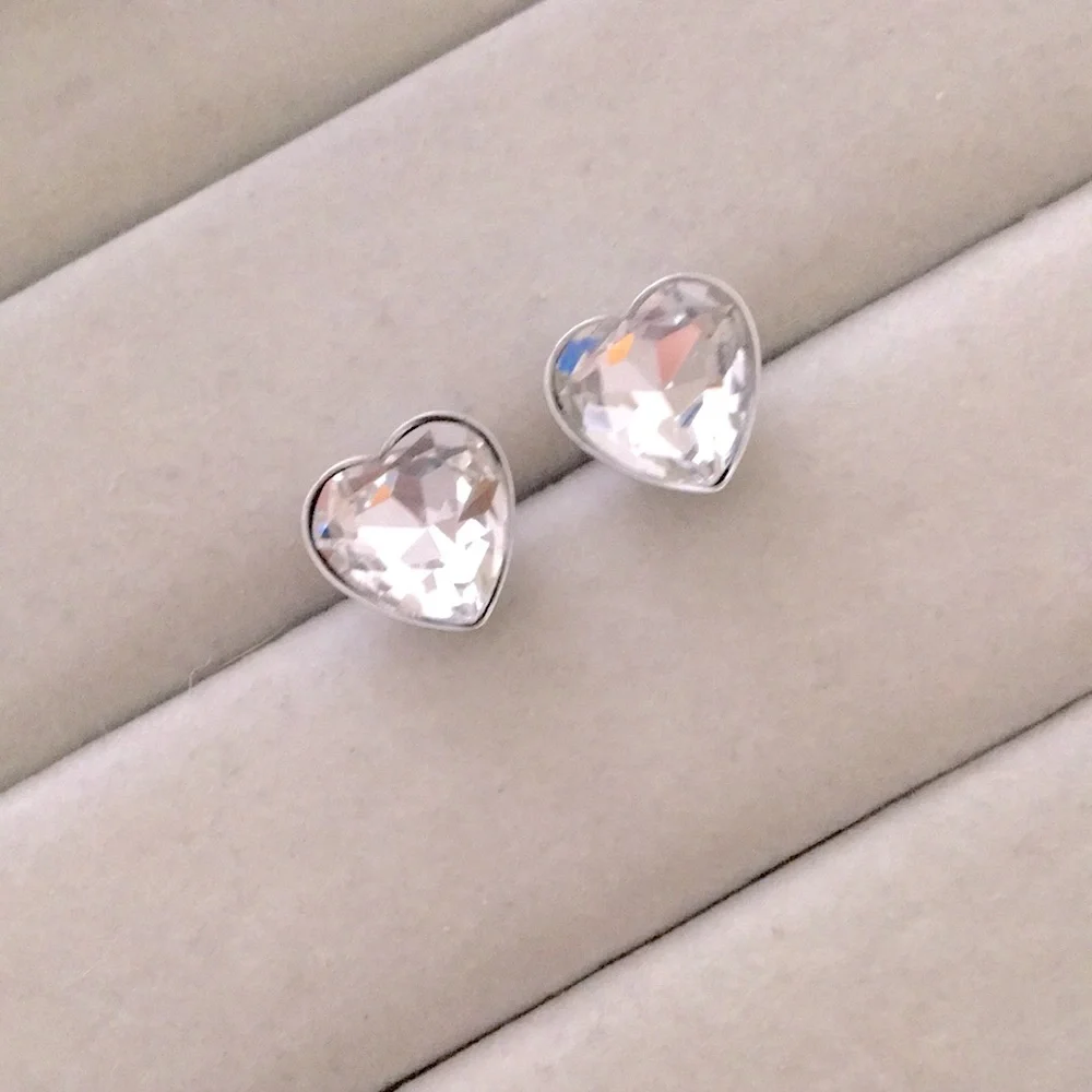 Classic Clear Diamond Crystal Heart Earrings